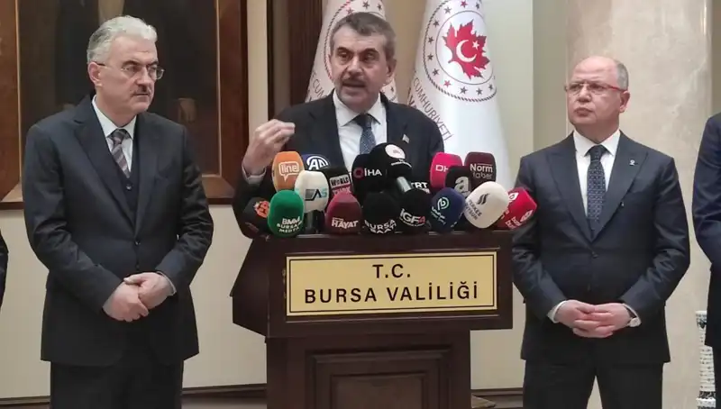 Bakan Tekin'den Çalışanlara Yaptırım Uyarısı: Protestoların Arkasındaki Tehlikeler
