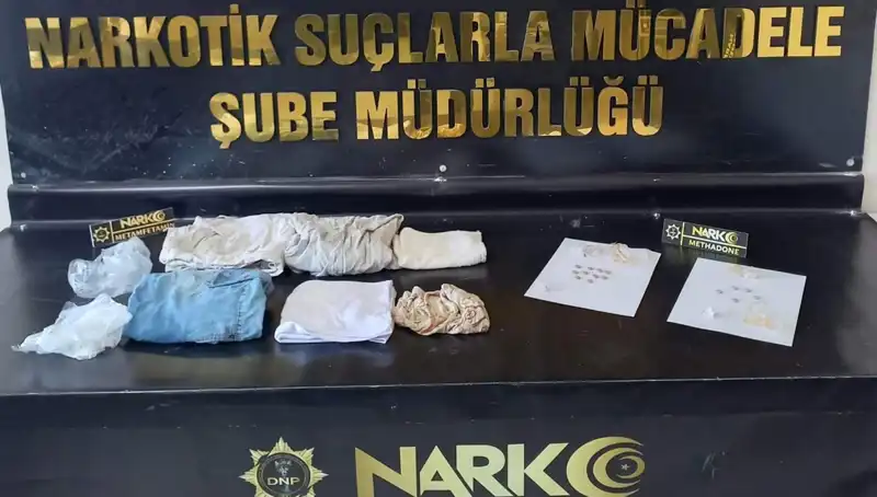 Midesinden Kapsül Kapsül Uyuşturucu Çıkan Kişi Şok Etti