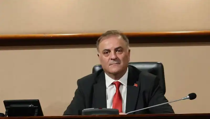 Nuri Aslan: İBB Başkanvekili’nin Hayatı ve Siyasi Yolculuğu