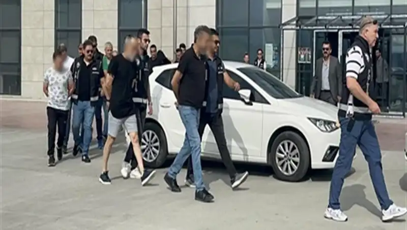 Türkiye’de Hayal Satışı: 36 Bin Kişi 10 Milyar Lira Dolandırıldı!